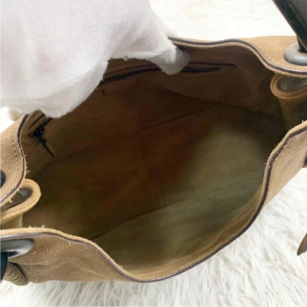 Gucci Tan Suede Hobo Bag - Picture 8 of 11